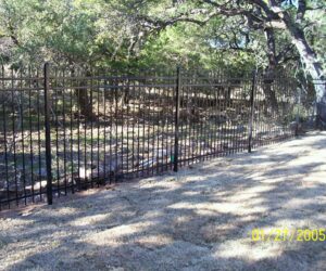 6ft montage fence with extended pickets (2)